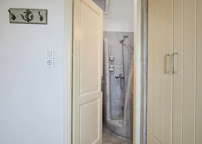 Agnadi Studios Apartment